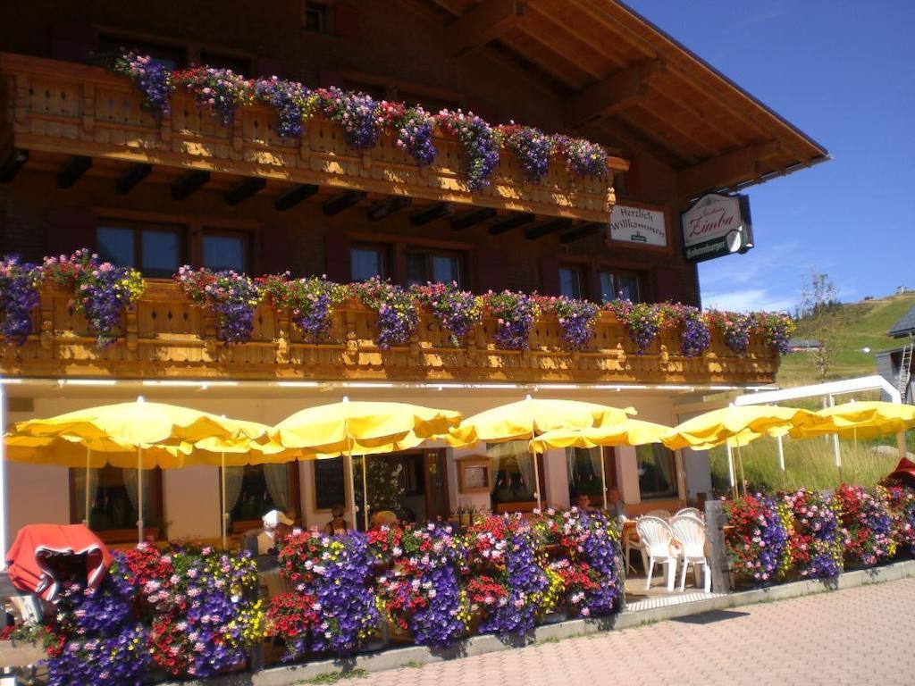 Hotel-Gasthof Zimba Damuels Exterior photo